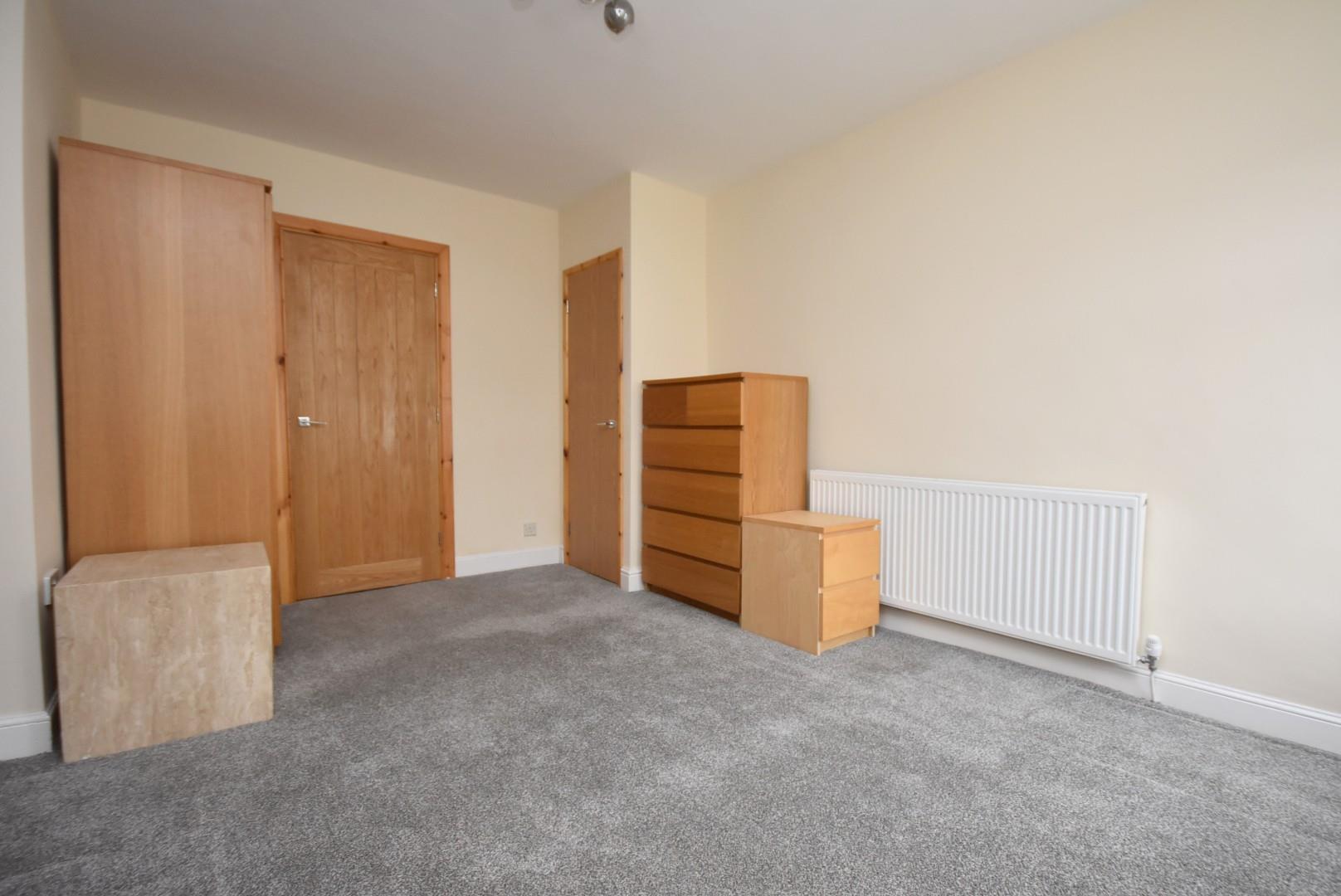 6 Railway Terrace, Penarth, CF64 2TT